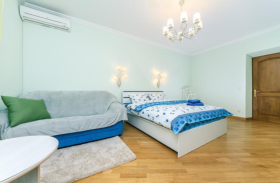 Amazing Two Beds In The Klovskiy Spusk Appartement Kiev Buitenkant foto