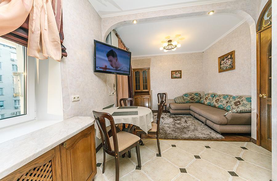 Amazing Two Beds In The Klovskiy Spusk Appartement Kiev Buitenkant foto