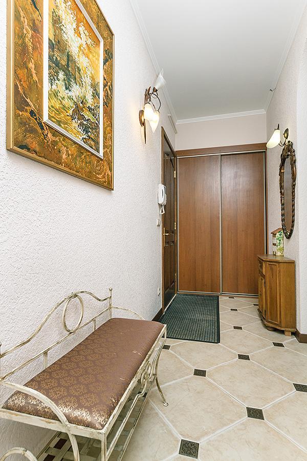 Amazing Two Beds In The Klovskiy Spusk Appartement Kiev Buitenkant foto